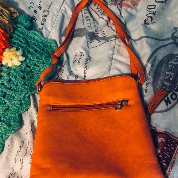 Orange and black crossbody purse - Picture 2 of 3
